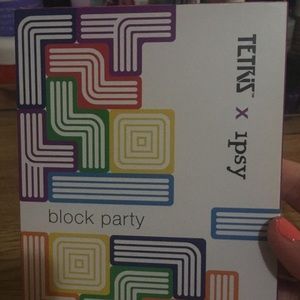 Tetris eye shadow pallet